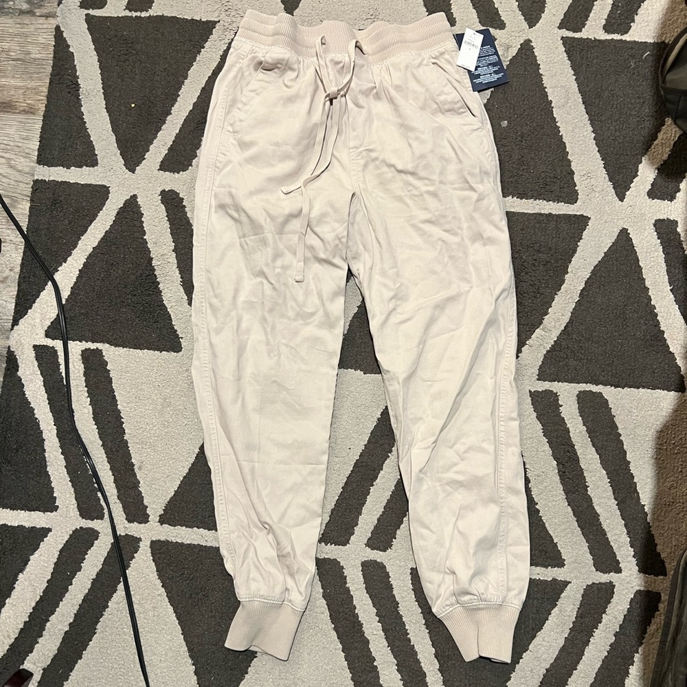 Gap jogger style khakis